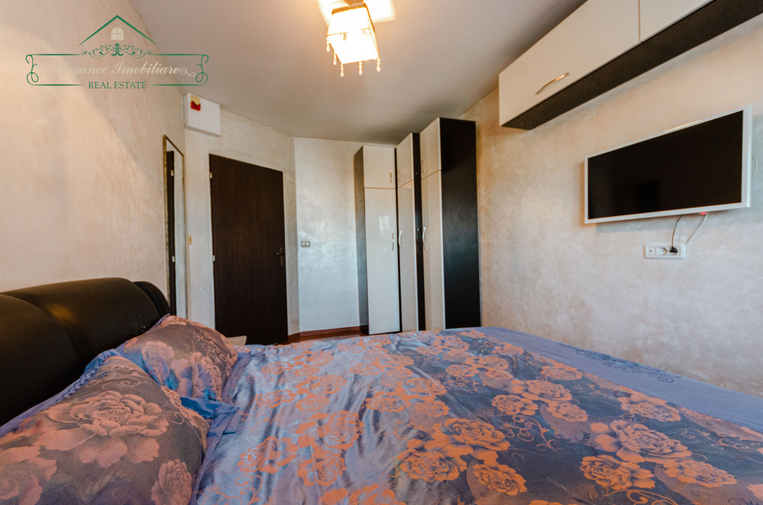 big__67c5784acea8c-4