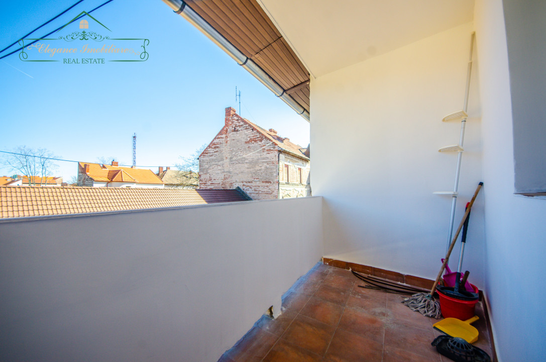 big__67ed1b49286ba-6