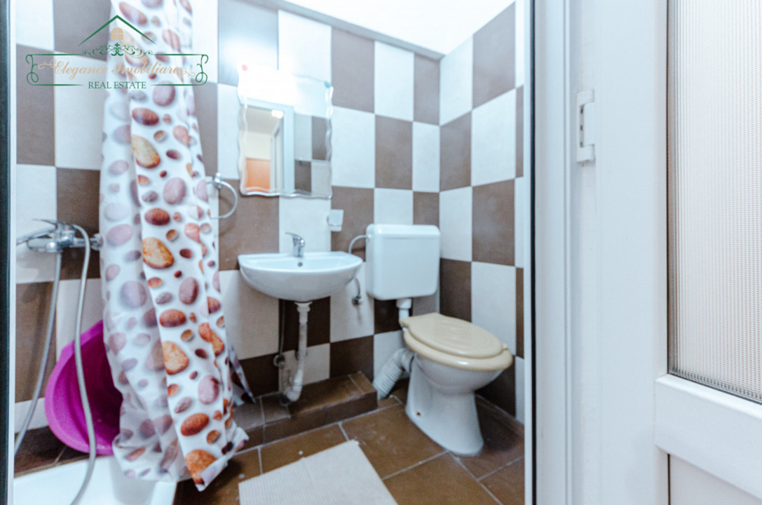 big__6818a0eb97548-5