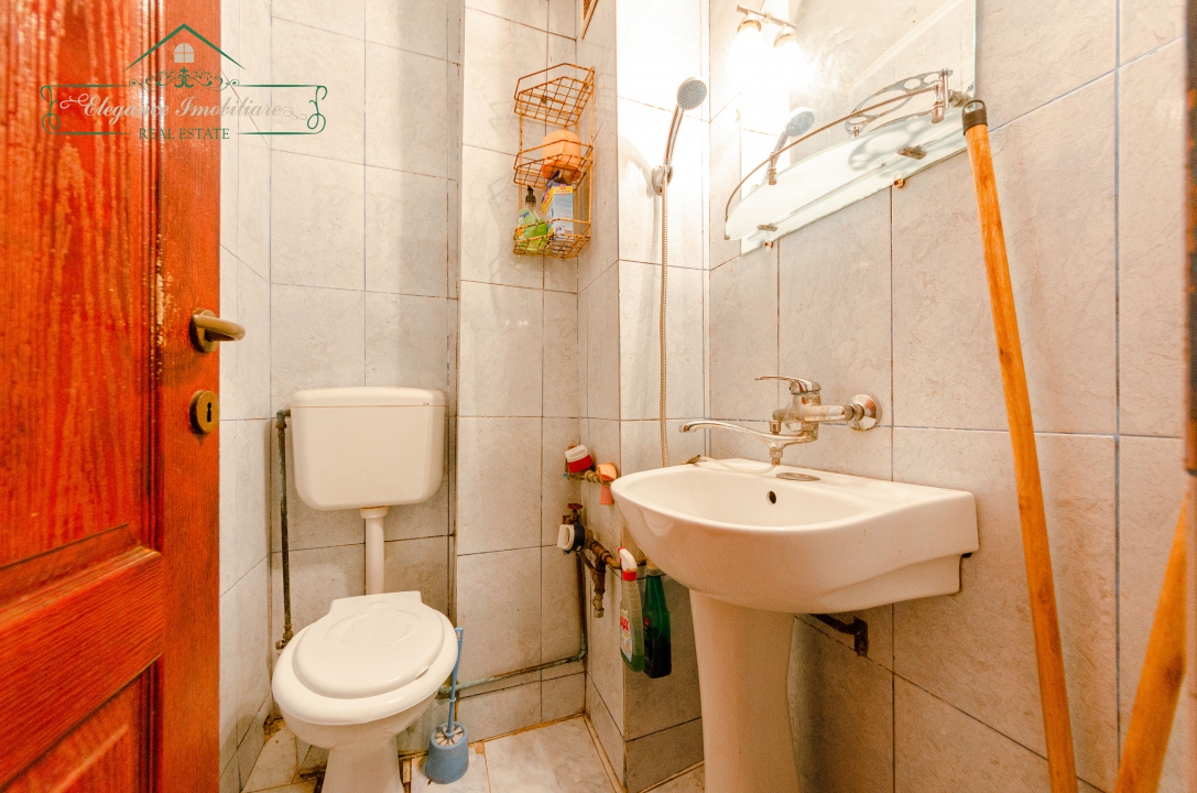 big__68dd5618ad083-3