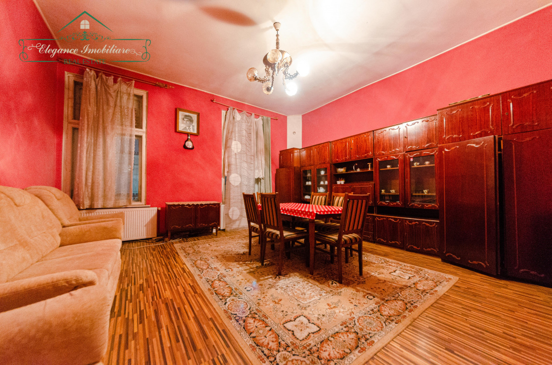 Apartament spațios cu 4 camere și centrală proprie, zona Centrala, Arad