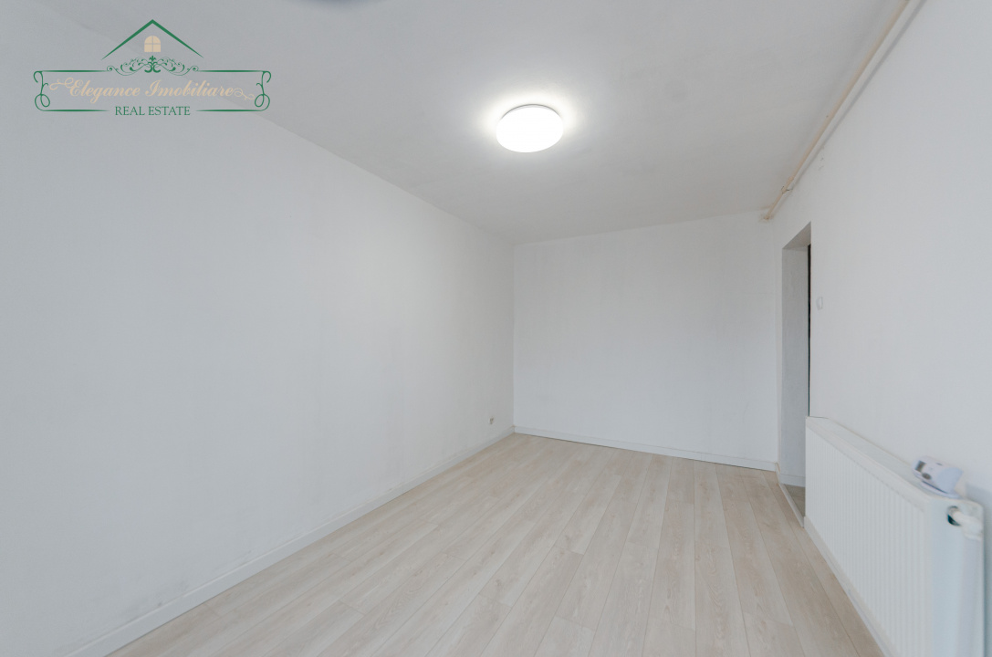Garsonieră confort 1, cu centrală proprie, oraș Pecica, Arad
