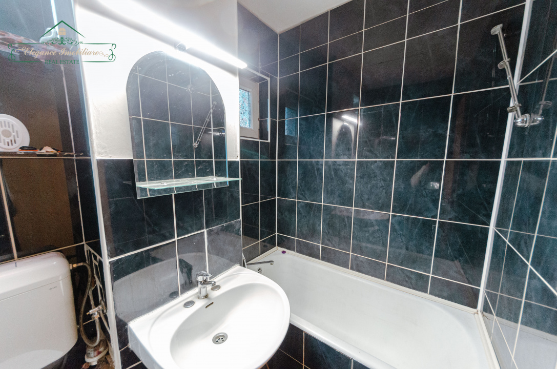 Apartament cu 2 camere, zona Aurel Vlaicu, Arad