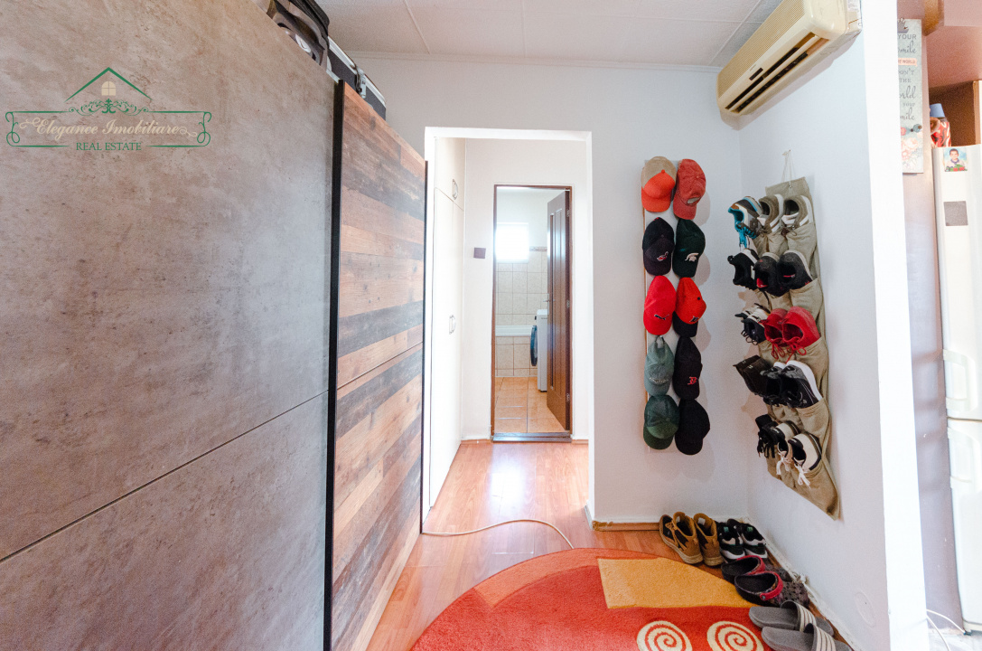 Apartament cu 2 camere, zona Alfa, Arad