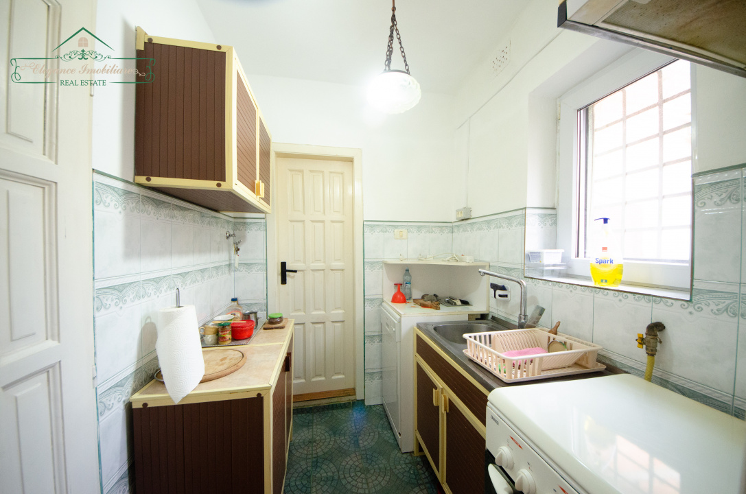 Casa cu 3 camere și centrală proprie,zona Aurel Vlaicu, Arad