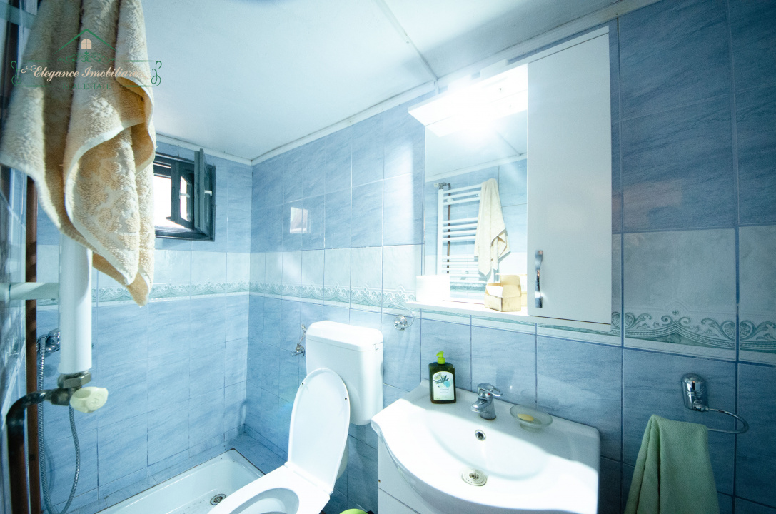 Casa cu 3 camere și centrală proprie,zona Aurel Vlaicu, Arad