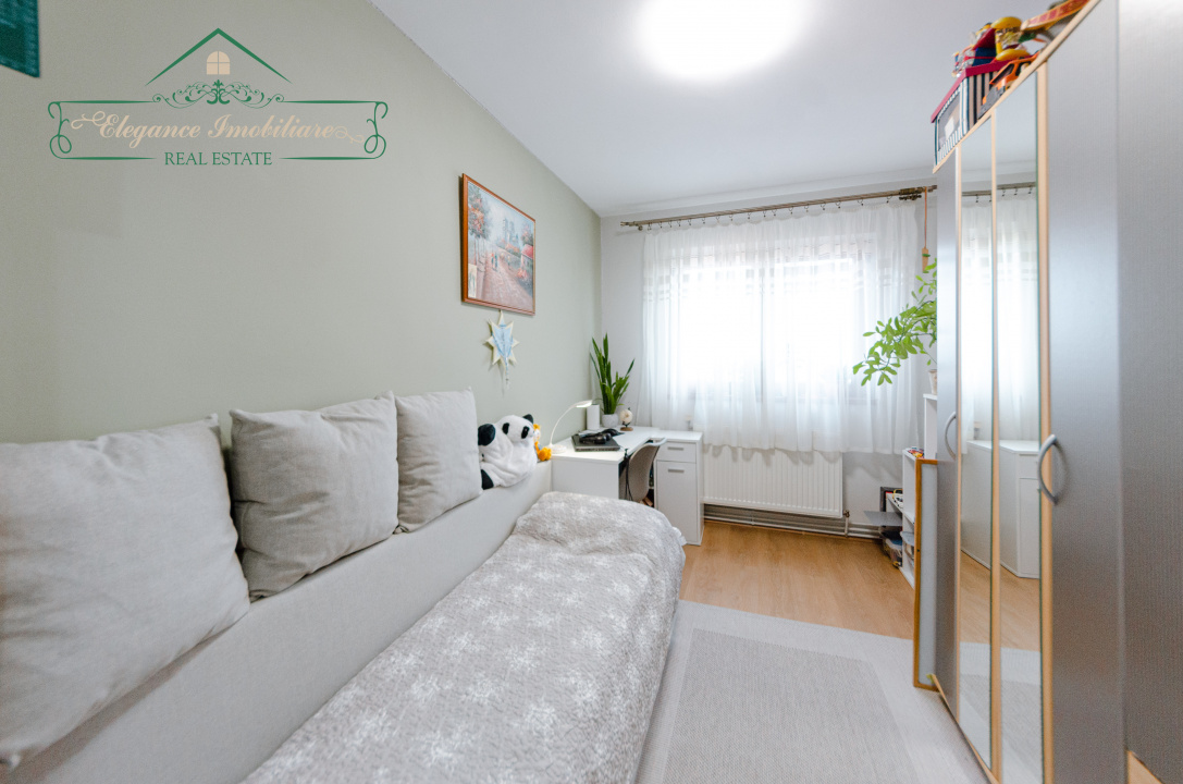Apartament  cu 5 camere, zona Fortuna ,Arad