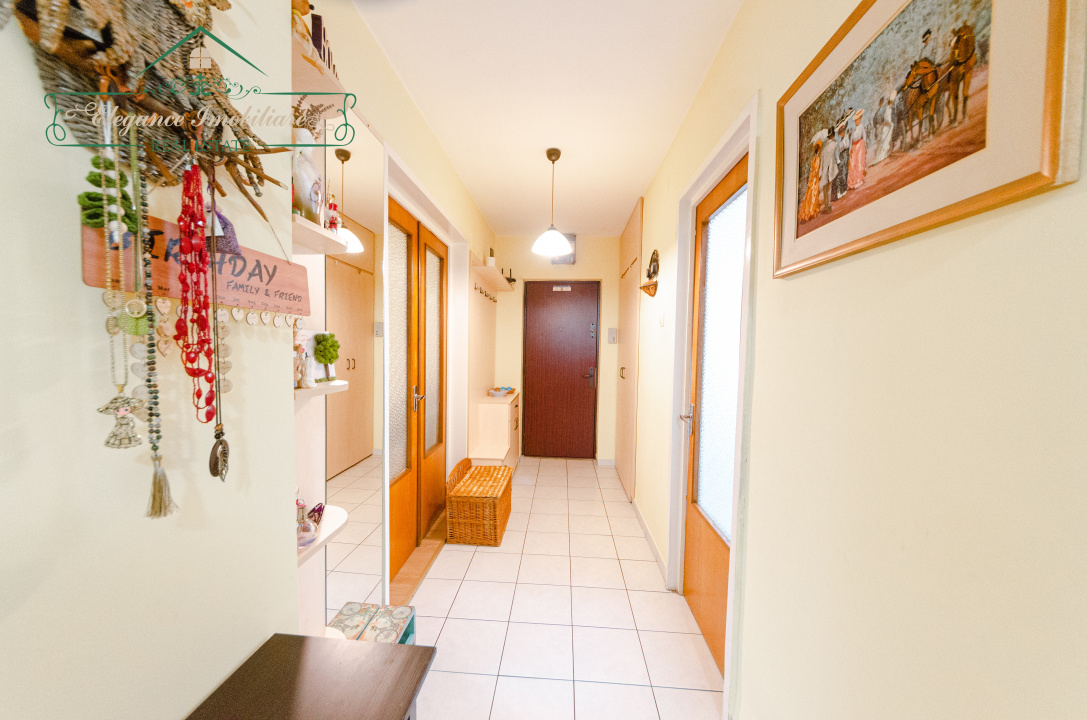 Apartament  cu 5 camere, zona Fortuna ,Arad