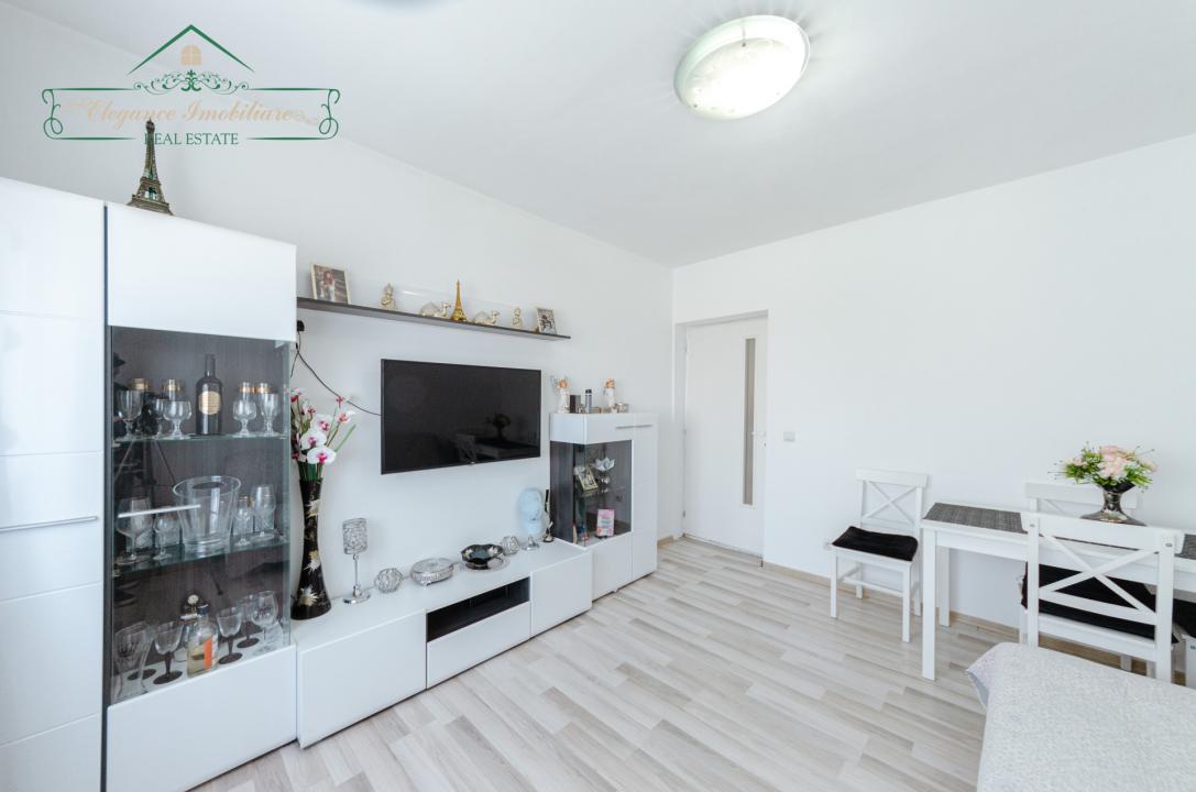 Apartament cu 3 camere, zona Piata Mica, Arad