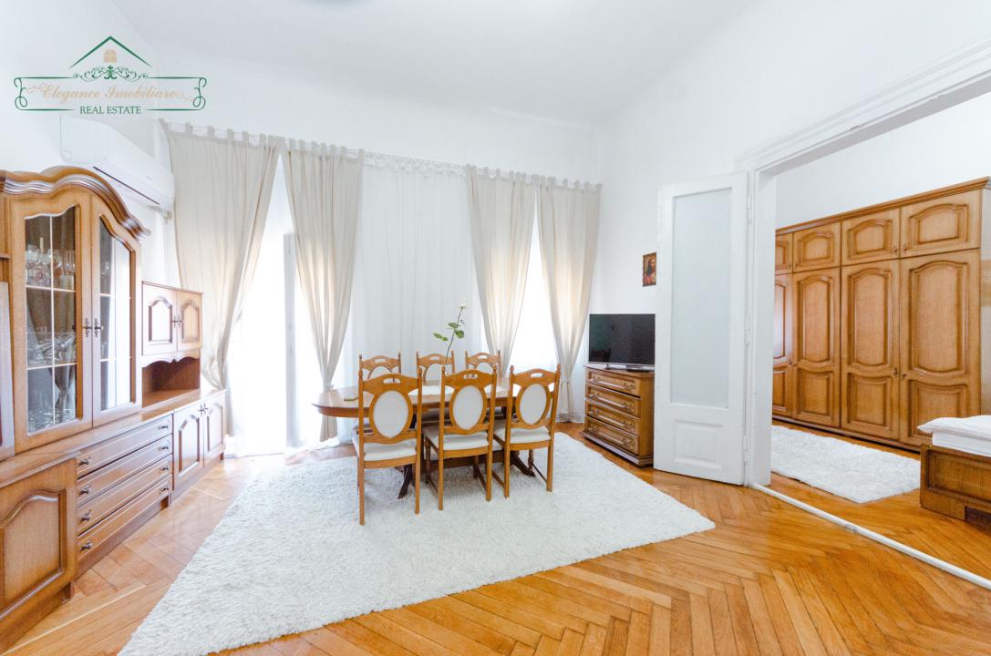 Apartament cu 4 camere si centrală proprie, zona Ultracentrală, Arad