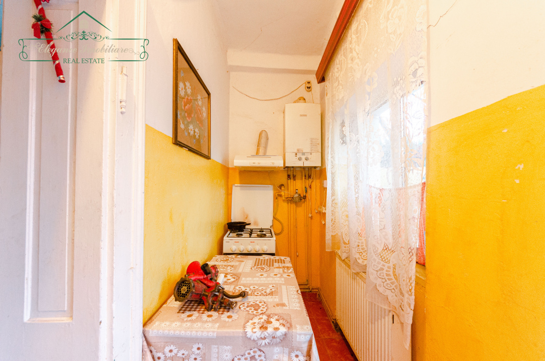 Casa cu 3 camere, zona Gradiste, Arad