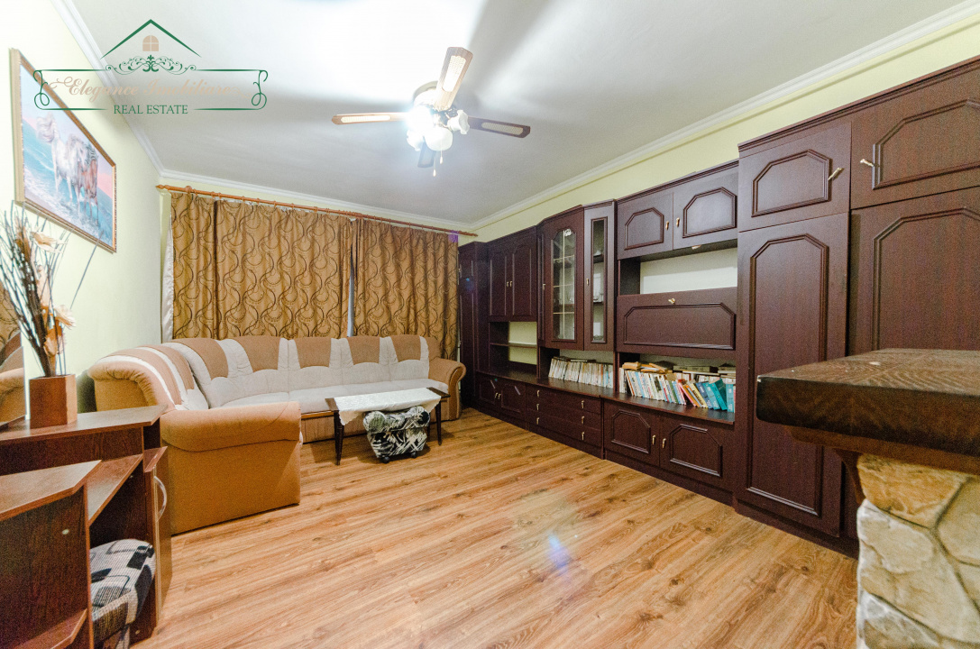 Apartament decomandat cu 2 camere de închiriat, zona Calea Romanilor, Arad