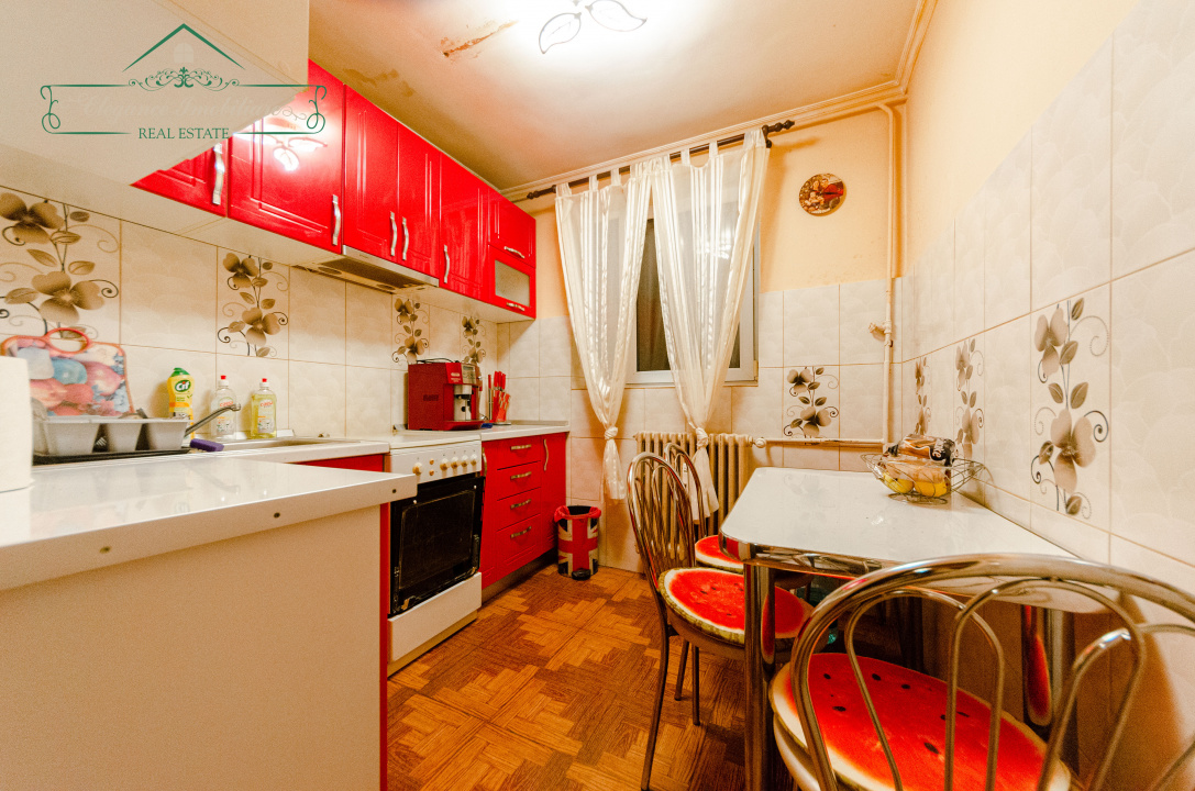 Apartament decomandat cu 2 camere de închiriat, zona Calea Romanilor, Arad
