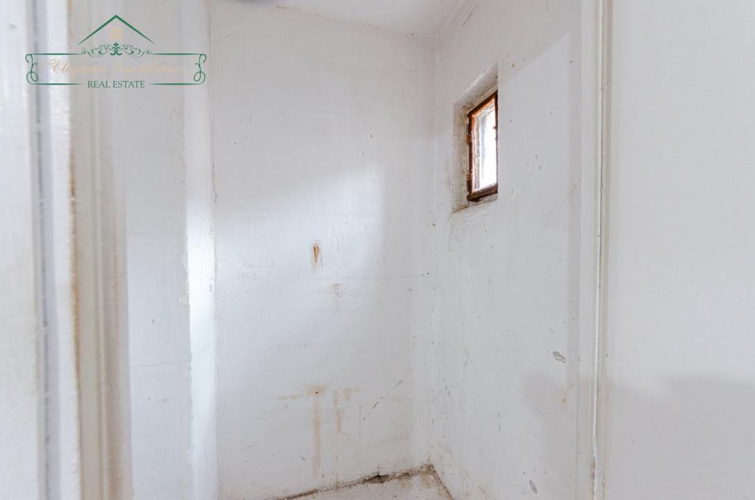 Apartament cu 3 camere, zona Alfa, Arad