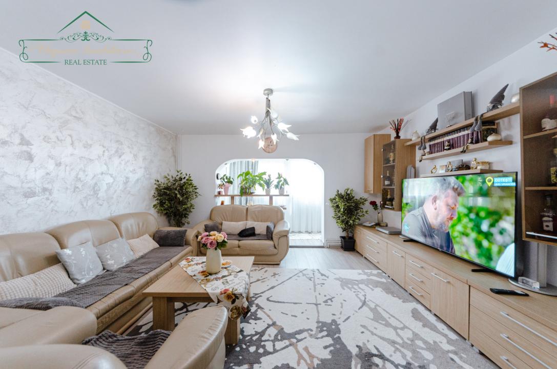 Apartament spațios cu 5 camere, centrală proprie,  zona Micălaca Miorița, Arad