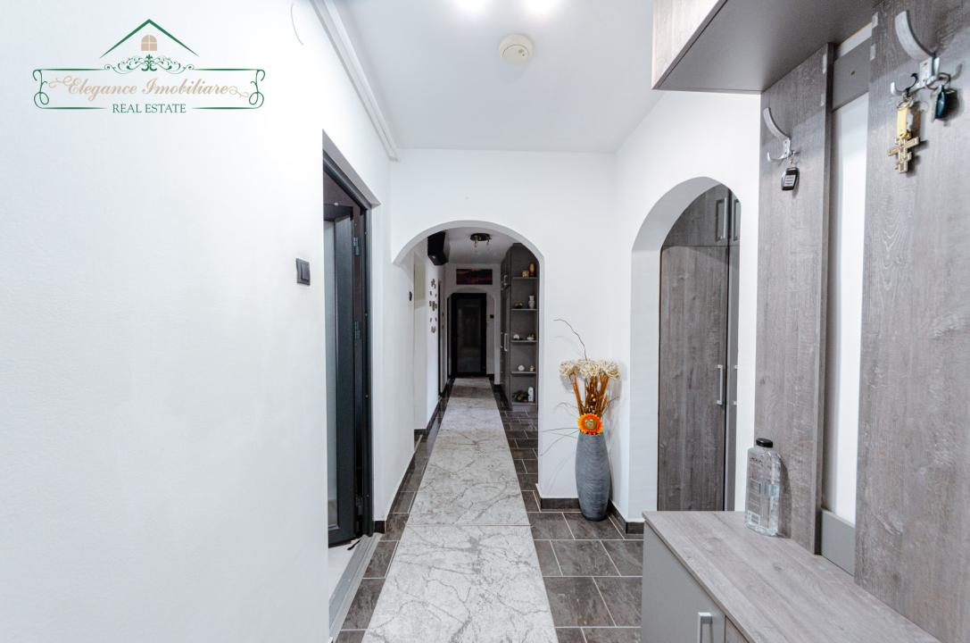 Apartament spațios cu 5 camere, centrală proprie,  zona Micălaca Miorița, Arad