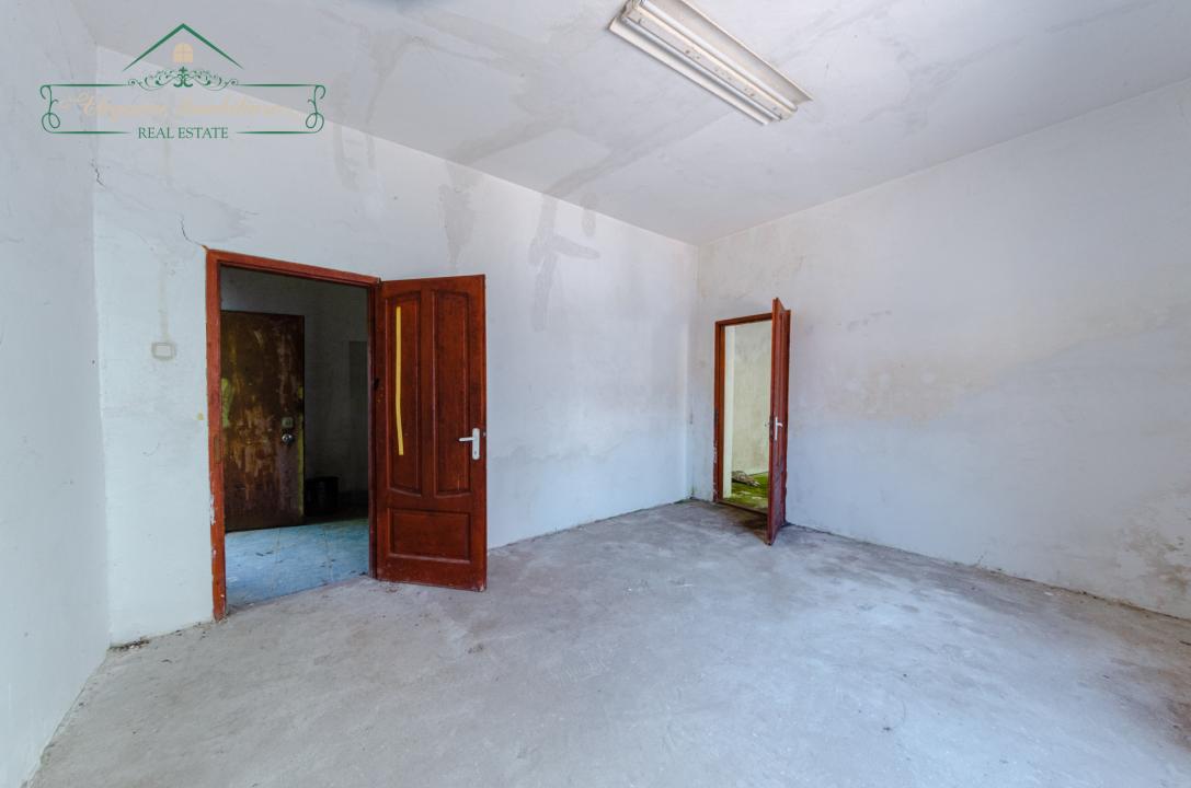 Oportunitate de Investiție – Teren 143 mp + Construcție, zona Centrala, Arad