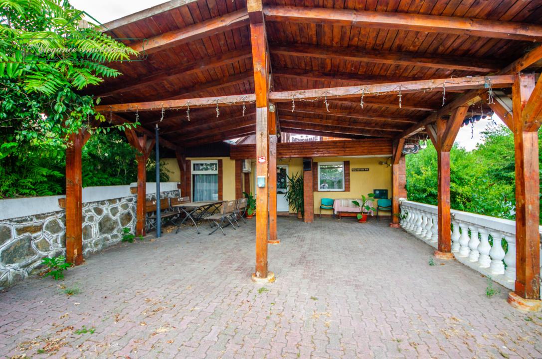 Spațiu HORECA 865 mp, Pensiune, Restaurant & Anexe, Lipova, Arad