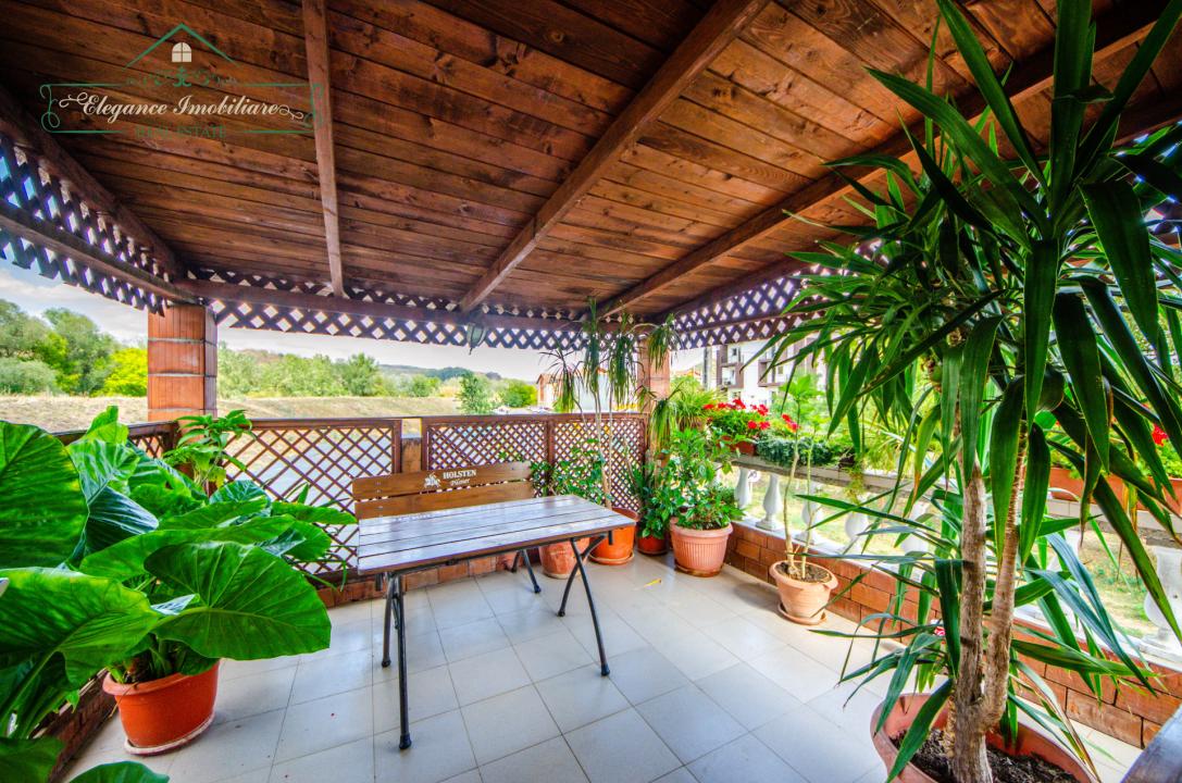 Spațiu HORECA 865 mp, Pensiune, Restaurant & Anexe, Lipova, Arad