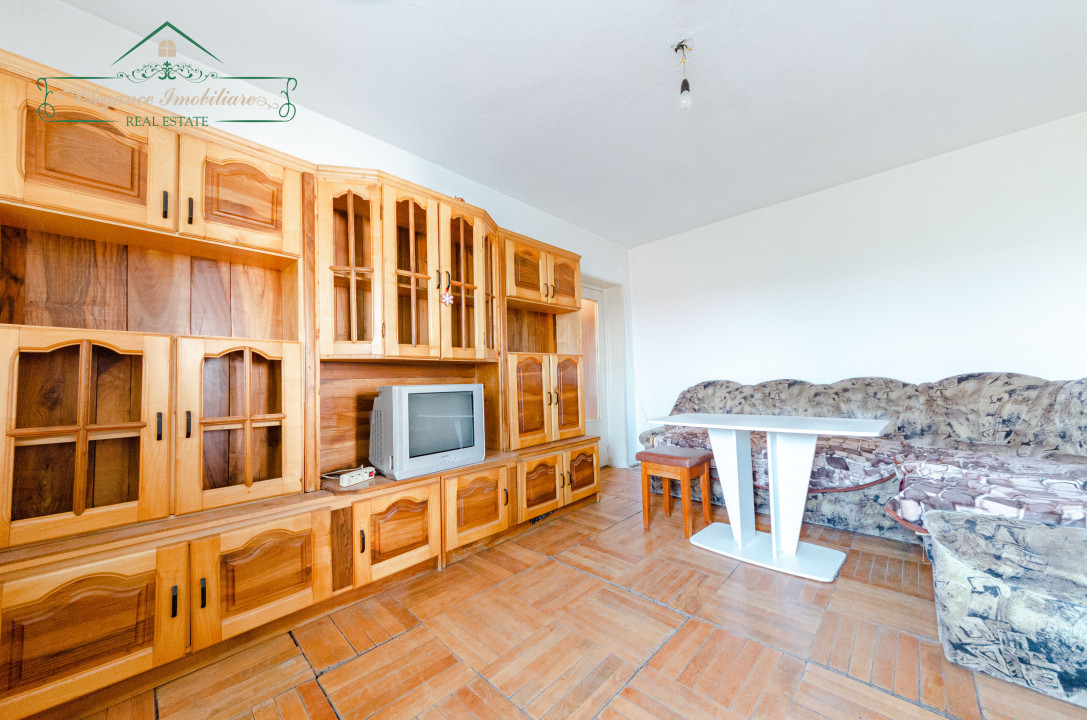 Apartament cu 3 camere, zona Fortuna, Arad
