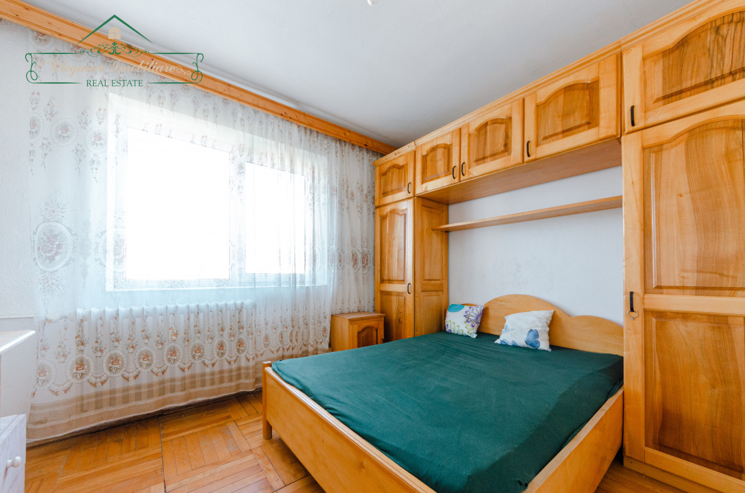 Apartament cu 3 camere, zona Fortuna, Arad