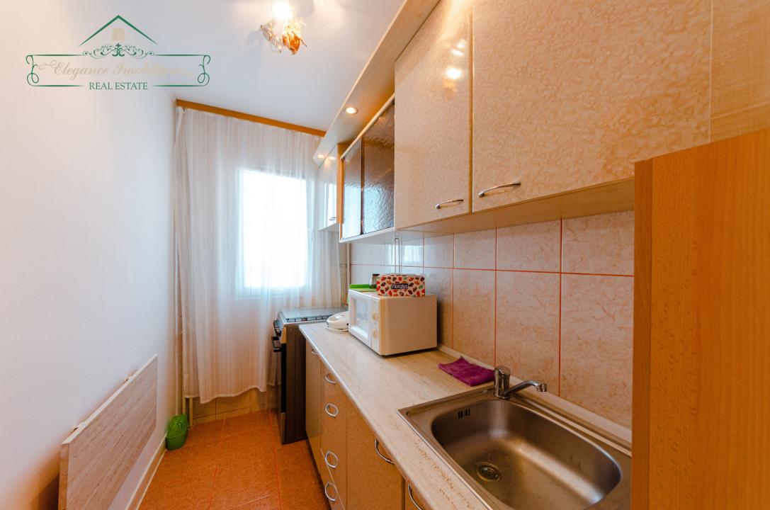 Apartament cu 3 camere, zona Fortuna, Arad